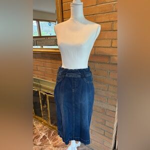 Elegant Dark Blue Women's Denim Skirt